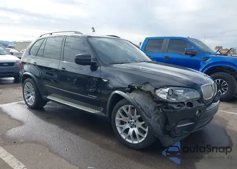 2012 BMW X5 xDrive35D from USA, damaged, VIN 5UXZW0C5XCL671528